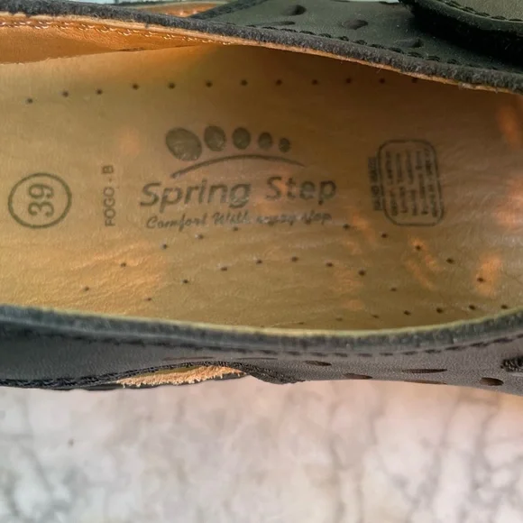 Spring Step Black Mary Janes - Picture 6 of 6